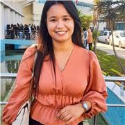 Je donne des cours particuliers en ligne principalement en informatique et mathématiques. Avec mon expertise dans ces domaines, je suis passionnée par l'enseignement et j'ai une approche pédagogique interactive pour aider les élèves à développer leurs com